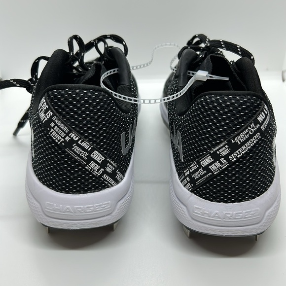 Womens UNDER ARMOUR GLYDE 2.0 METAL FASTPITCH SOFTBALL CLEATS BLACK/WHITE 8.5 - Picture 4 of 15